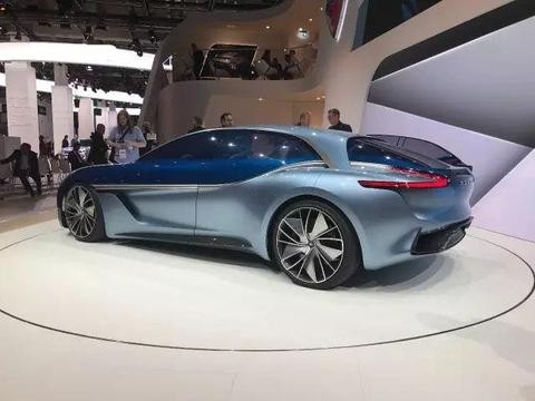 50多年前秒杀奔驰宝马的轿车 上周在法兰克福亮相了概念车