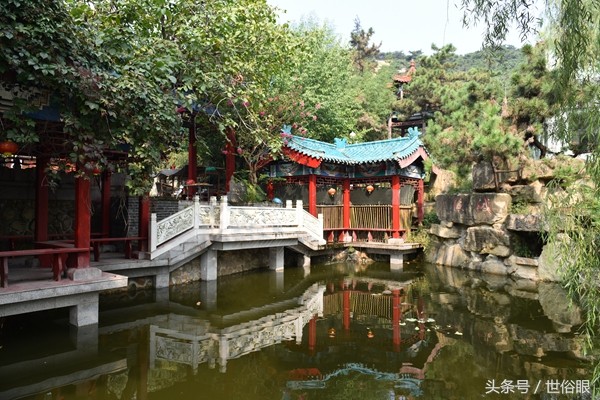 这里曾被称为黄海九寨沟，如今萧条荒凉如同鬼城
