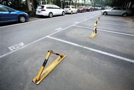 汽车停在车位里也能吃罚单?这是什么道理?