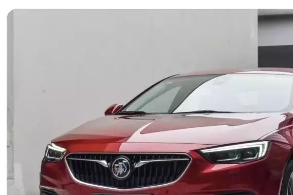 全新一代君威PK雅阁，论实力到底该服谁？｜车业杂谈