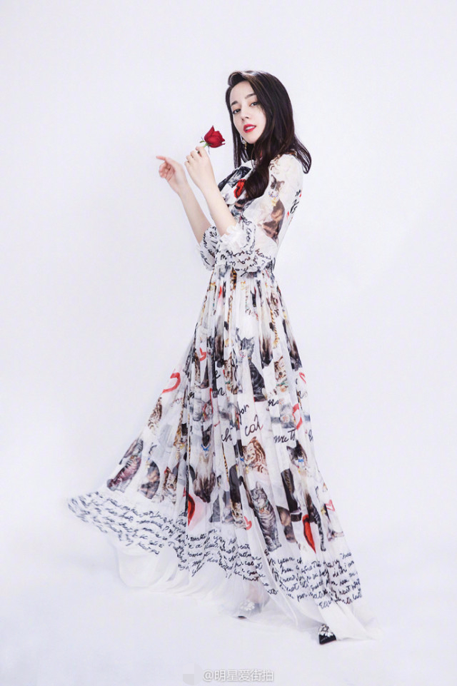 迪丽热巴将首次登台走秀,变身花蝴蝶开启时尚