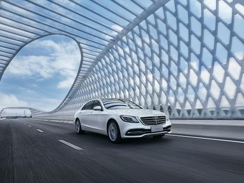 头条客｜升级6500个零部件 全新奔驰S级上市售93.8万起