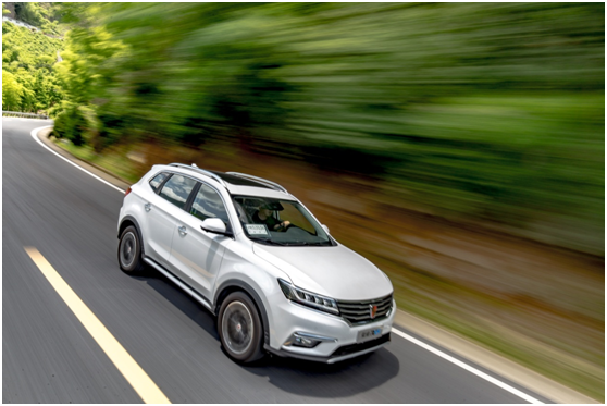 这几款车就是能开的智能手机,你还需要iPhone X吗