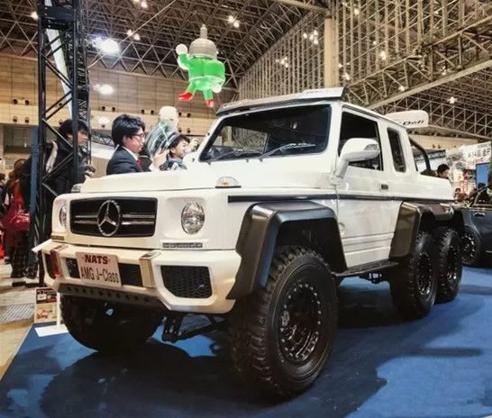 日本大学生花6万造奔驰g6x6,完工后,身价瞬间暴涨900万!