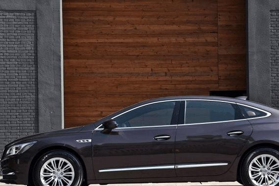 这款别克也招架不住了，优惠3.5万，论逼格不输A6