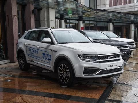 七座配电吸门，比途观时髦，10多万买它能亏哪去