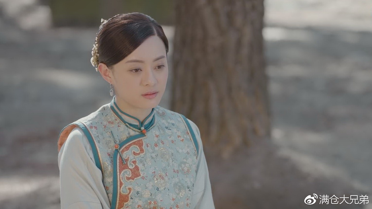 孙俪说出周莹的纠结坚持守寡并不全是为了尊重原型
