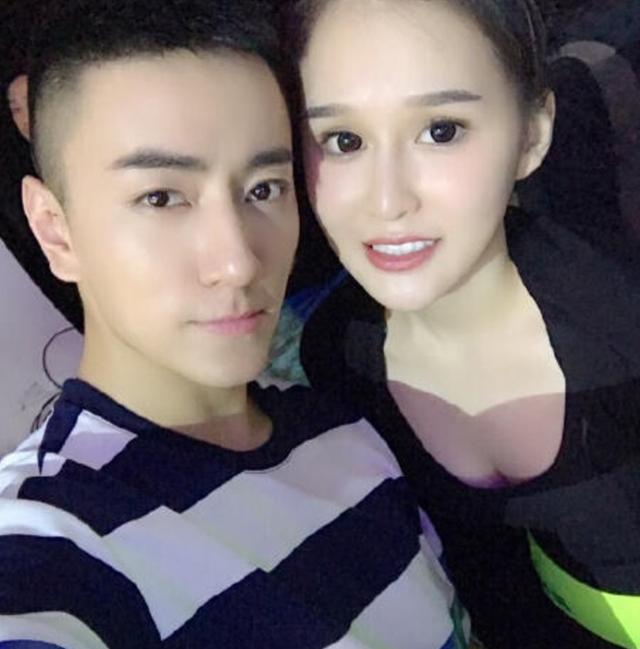 赵本山女儿泳照曝光，身材丰满被网友调侃是名副其实的“球”姐！(组图) - 9