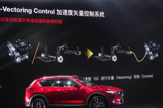 第二代马自达CX-5上市，内饰大升级，售价16.98万元起