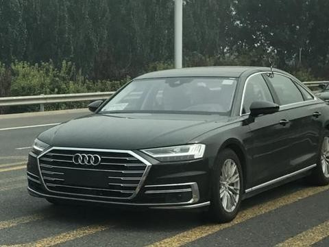 新款A8L实车谍照曝光，激光大灯亮瞎眼