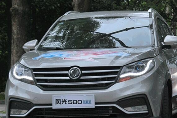 10万内销量第一的7座SUV出新款，据说配置更Diao了！