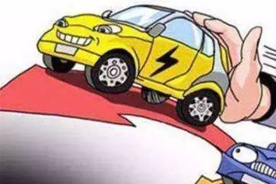 禁售燃油车是一场能源战争，中国要打赢