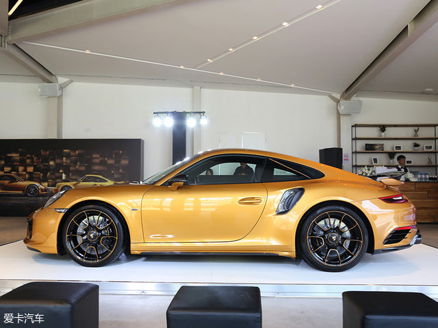 911 turbo s exclusive series bf72-fymfcih2233636.jpg