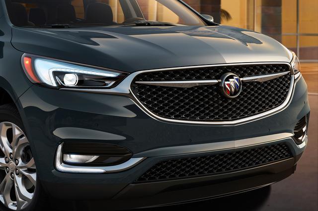 别克新款SUV强势来袭,车长近5米2,高颜值高配