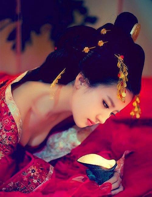 古装剧最美新娘子们,七夕你最想和谁约会,最想娶谁?