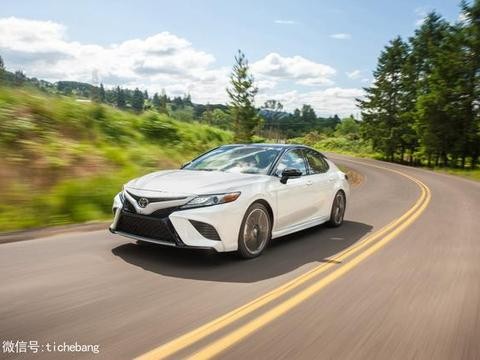 “自然”之路，该怎么走？我看丰田全新第八代凯美瑞的发动机策略