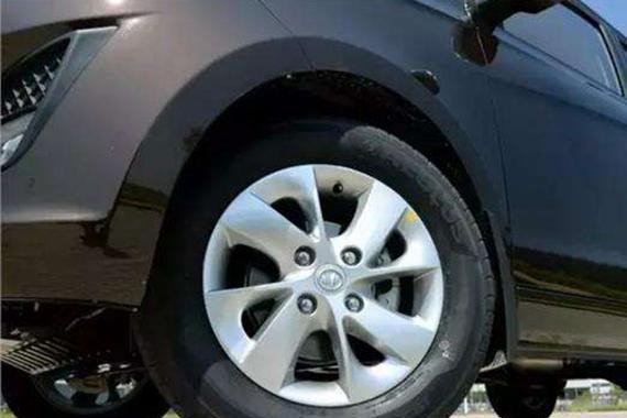 夏日炎炎  推荐轮胎安全性较高的3款车型