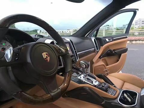 40万买下保时捷卡宴4.8GTS