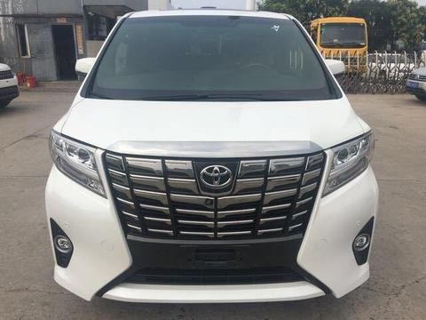 明星为何选择丰田埃尔法作为保姆车 到底好在哪里？