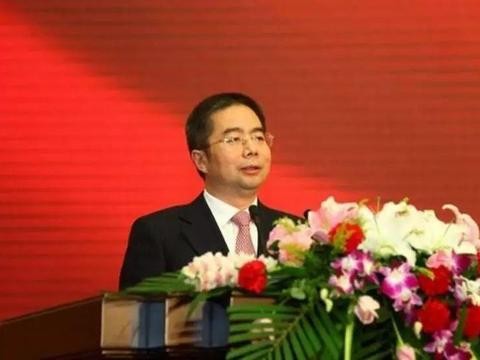 张宝林任长安汽车新董事长；明年皮卡取消办理营运证