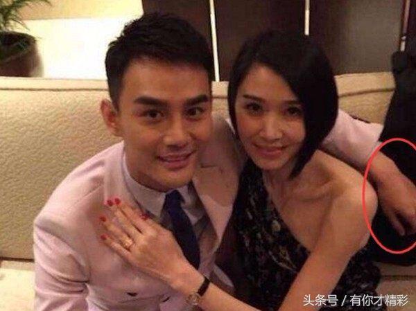 男星中的“绅士手”，谁才是你心中男神，鹿晗、杨洋还是张艺兴