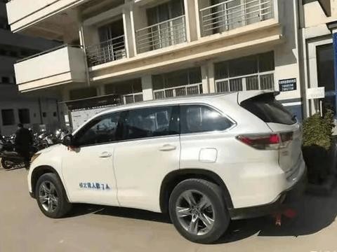 9万买的长安MPV，上牌时要喷大字，车主车都不想要了！