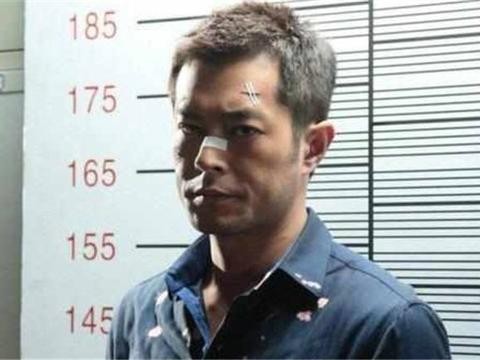 他20岁帮兄弟出气，还被带绿帽，出来后遇张国荣，今46岁开豪车！