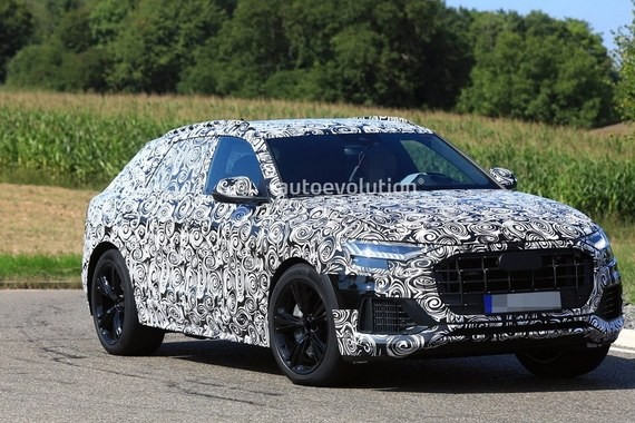 奥迪SQ8量产版谍照曝光 或搭混合动力系