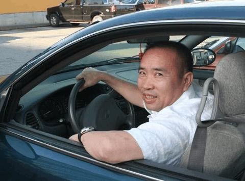 “破烂大王”赖昌星到底有多富裕，看看他的座驾你就知道了