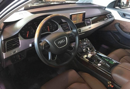 小伙子中秋打算开奥迪回家:女友却不愿意 索性买这新车