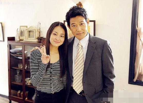 他是日本人,娶重庆女孩,演最受欢迎演日本鬼子