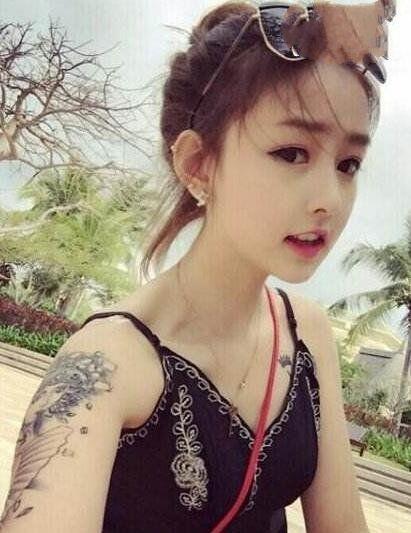快手10大颜值最高的女生,黑暗大美g夺榜首,炫迈妹儿i第三
