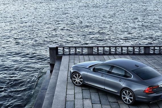 最低配落地36万，沃尔沃S90英菲尼迪Q70奥迪A6L，为啥选奥迪？