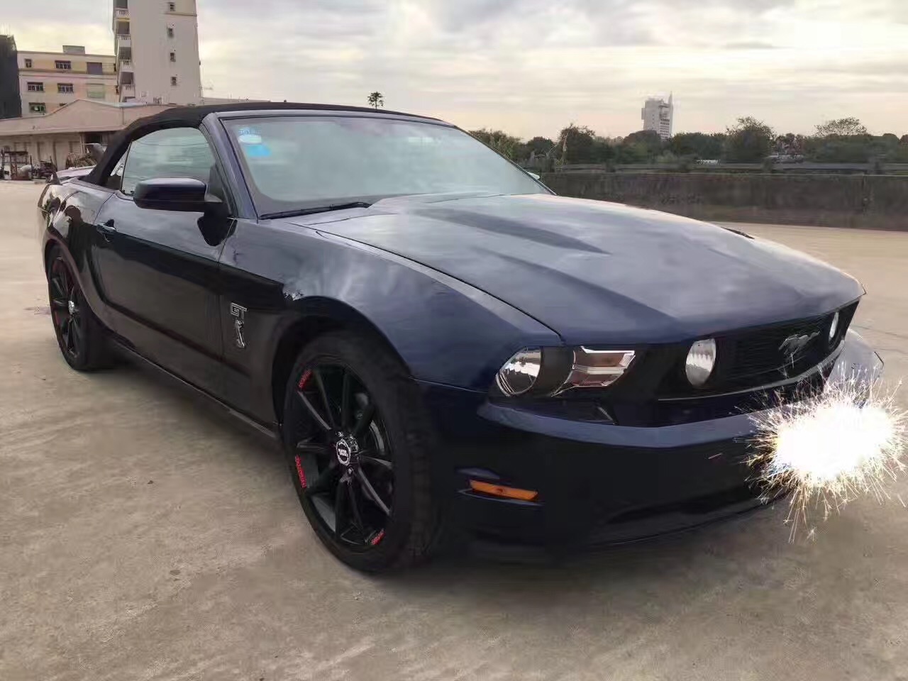 十多万买下野马GT500敞篷版,甩宝马、奔驰几