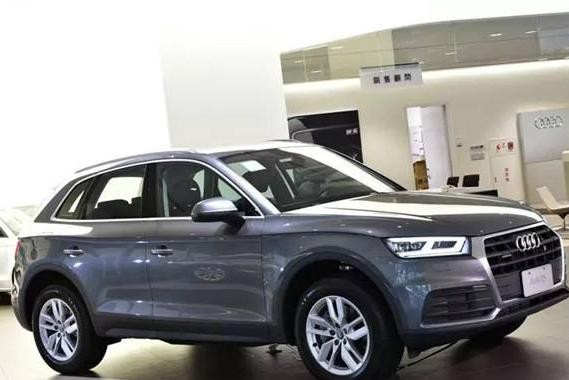 奥迪Q5全新换代，轴距两米八，号称小版Q7，奔驰宝马感到无助！