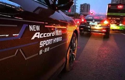 雅阁锐·混动的行走日记之二：吃一顿不放油的重庆火锅