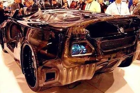 男子花3万改装宝马，土豪男花百万收购，小伙笑称：最少价值千万