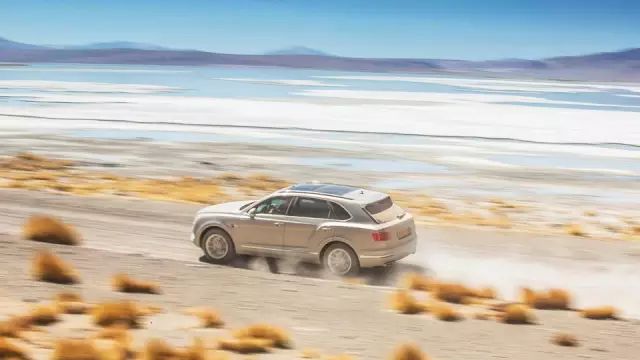 说宾利性价比低的人,肯定不懂“顶豪”的真谛!