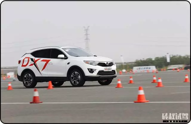 谁说10来万的国产SUV就是样子货,试过这台后Pia Pia打脸!