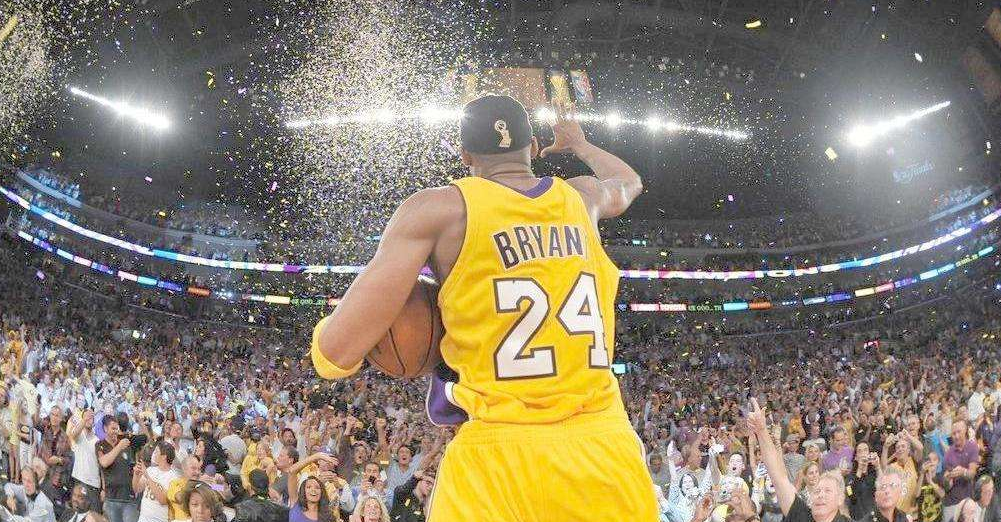 nba湖人推迟重建,粉丝表示愿意一直陪着湖人队和科比