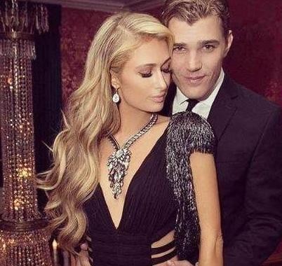 美国最牛富二代 希尔顿比豪华车还养眼