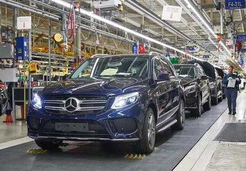 戴姆勒追加10亿美元投资 打造EQ纯电动车及电池组