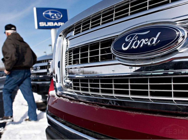 美国三大汽车巨头销量小幅下滑