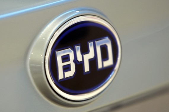 比亚迪预测：中国2030年将实现汽车电动化转型