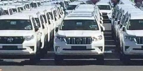 首批新款丰田普拉多运抵港口，或售35万起，让锐界、途昂无法生存