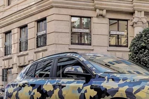 领衔巴黎时装周的不是你idol，是这款轿跑SUV！