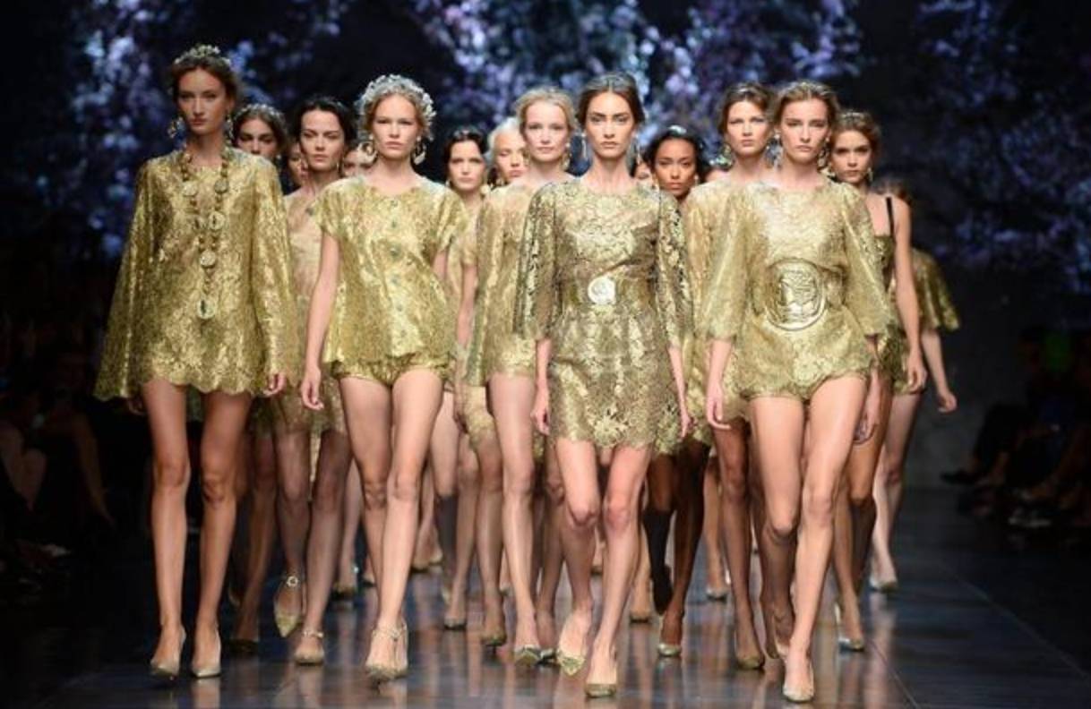 走了王俊凯、来了迪丽热巴,杜嘉班纳秀场KOL生意经