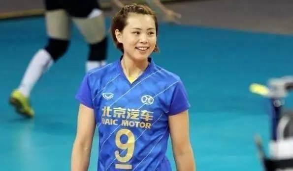 曾春蕾正式离队前往意大利!28岁仍长个,身披8