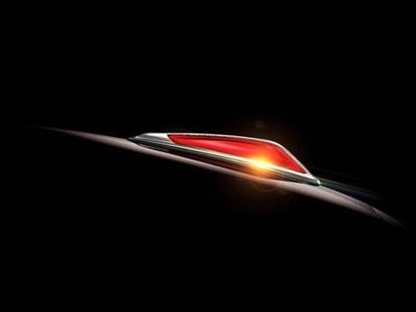 让红旗活在人民的记忆里没什么不好！