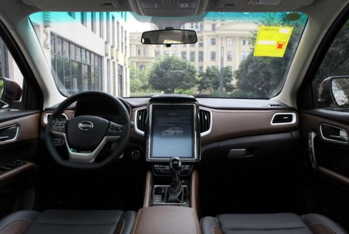 靠7座就想骗吃骗喝!摩托车厂造SUV能行吗?